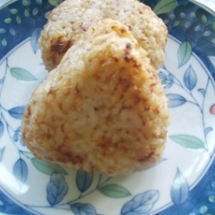 梅おかか焼きおにぎり